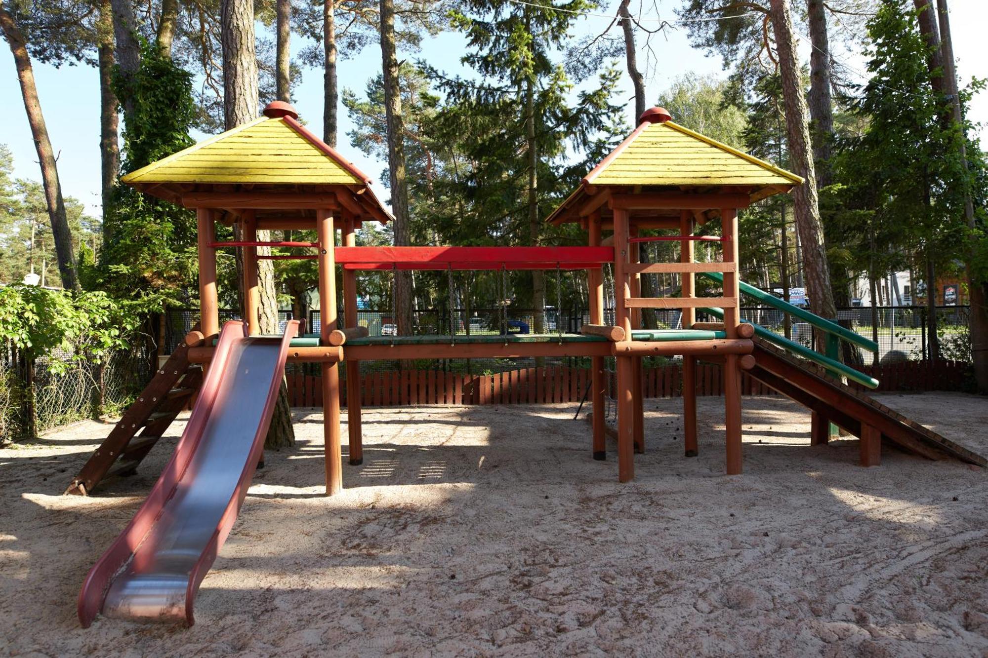 Osrodek Wypoczynkowy Relaks I Apartamenty Leba Exterior foto
